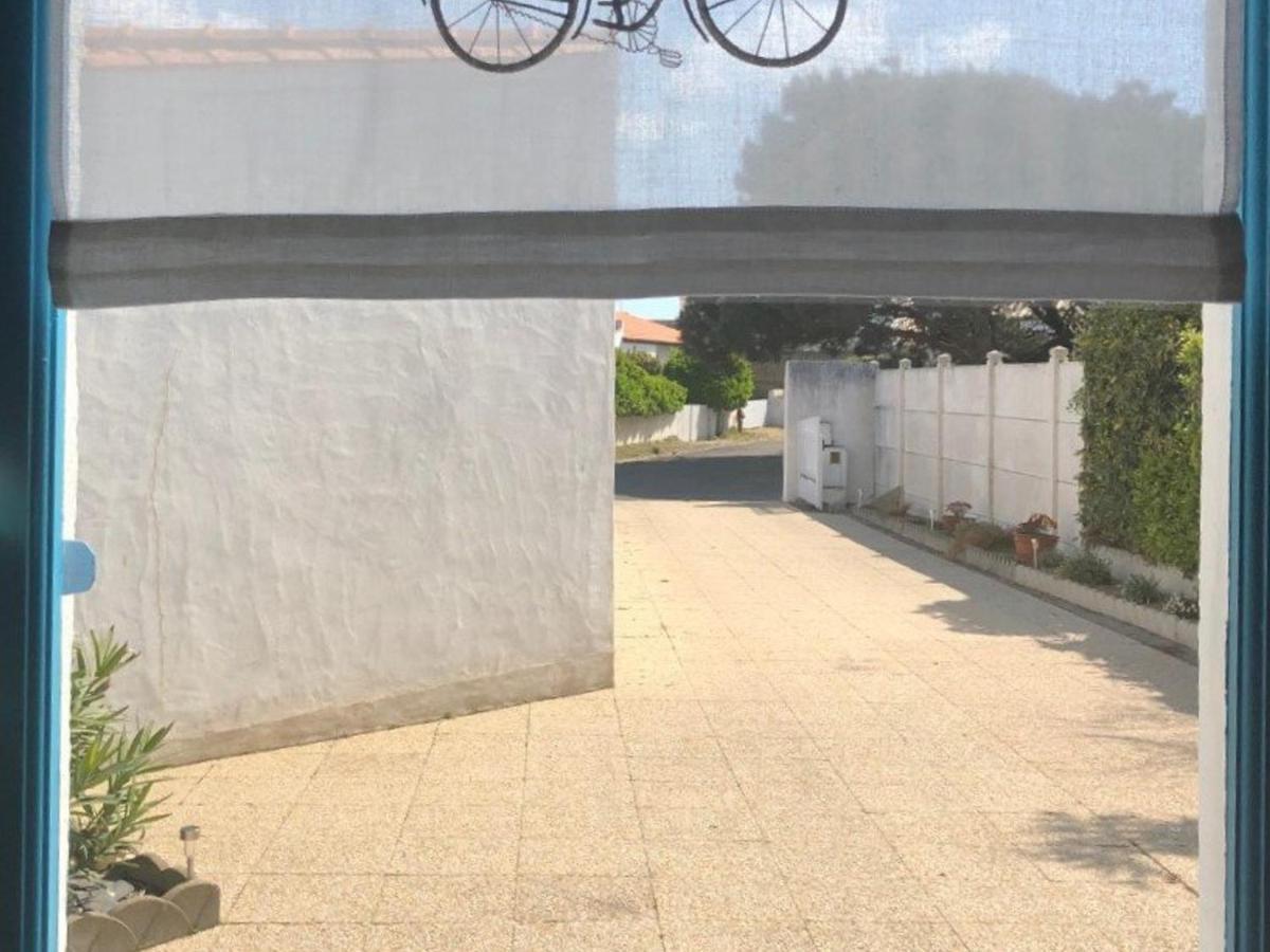 Studio Mezzanine A 200M Du Port Et De La Plage, Cour Privative, Parfait Pour 3 Personnes - Fr-1-224B-564 นัวร์มูติเย-ออง-ลิล ภายนอก รูปภาพ